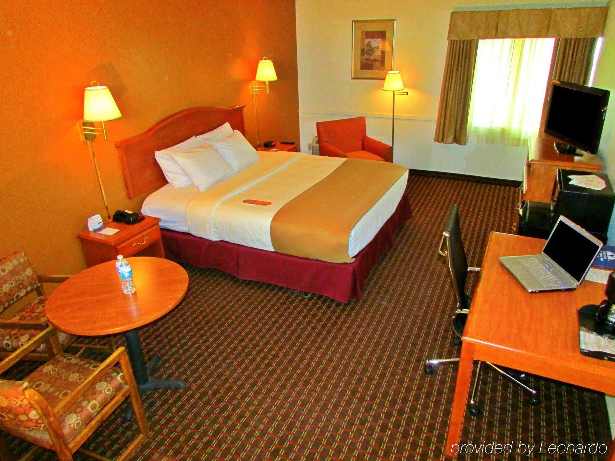 Clarion Hotel Rock Springs-Green River Exterior photo